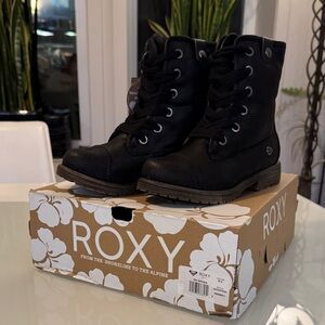 Roxy Girl Bruna Combat Boots - size 3
